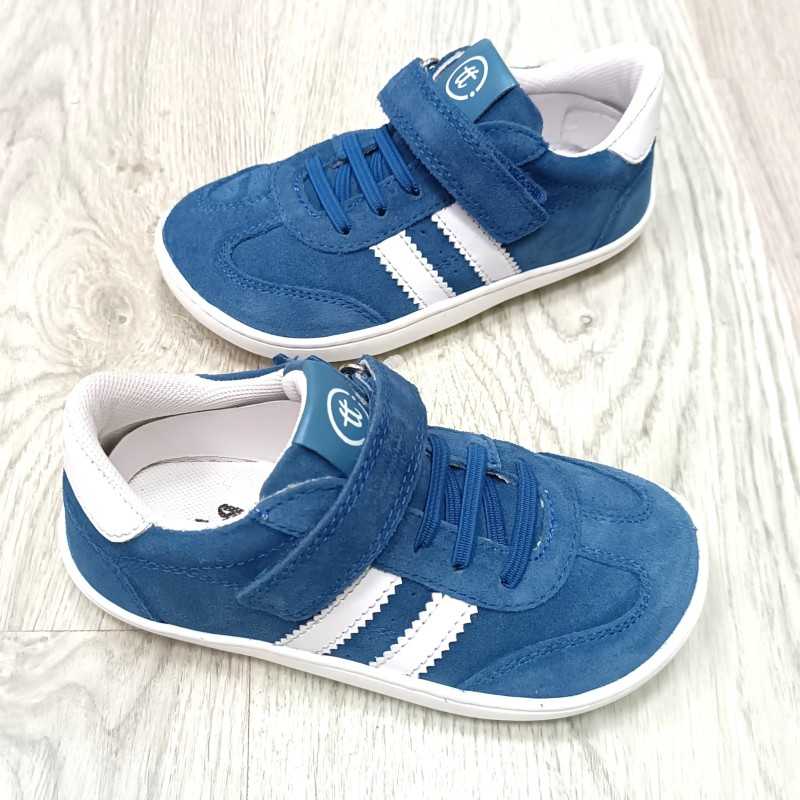 calzado respetuoso infantil, marca chetto en serraje de color azul calzado respetuoso infantil, marca chetto en serraje de color azul