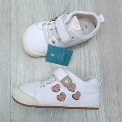 calzado respetuoso infantil, calzado barefoot tecnobaby de conguitos en color blanco con corazones