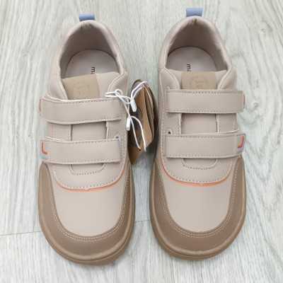 calzado respetuoso infantil. mayoral calzado barefoot  color beige