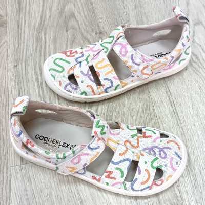 calzado respetuoso infantil, sandalia coqueflex blanco estampado
